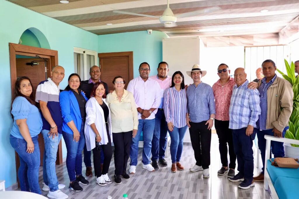 anuncian-reparacion-carretera-turistica-tenares-gaspar-hernandez