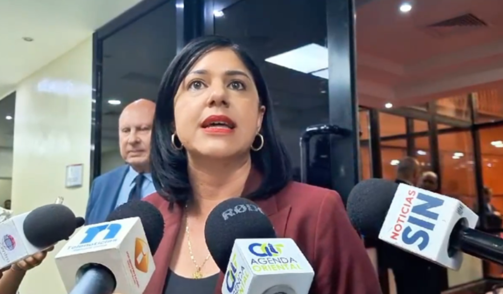 senadora-maria-ortiz-respalda-medidas-migratorias-del-gobierno