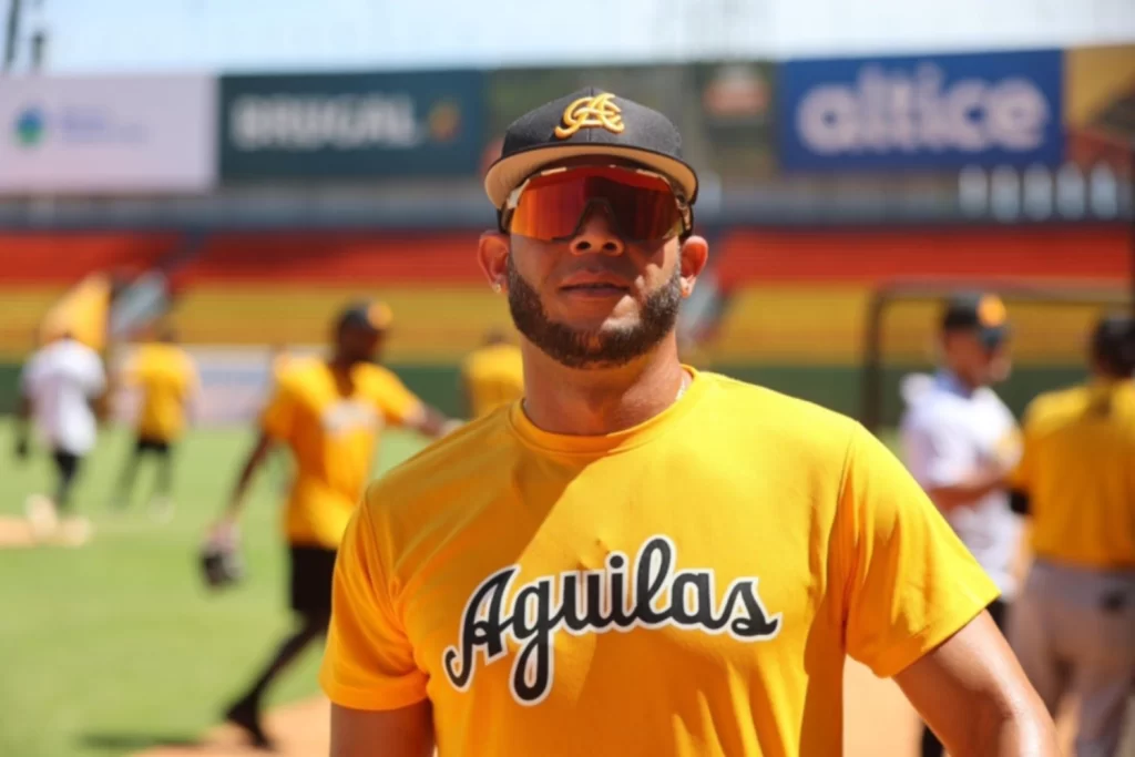 aguilas-anuncian-llegada-jugadores-claves-para-inicio-de-temporada-2024-25
