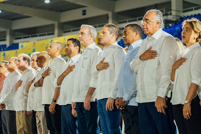 abinader-y-bonilla-inauguran-primera-etapa-de-la-remodelacion-del-estadio-olimpico-felix-sanchez