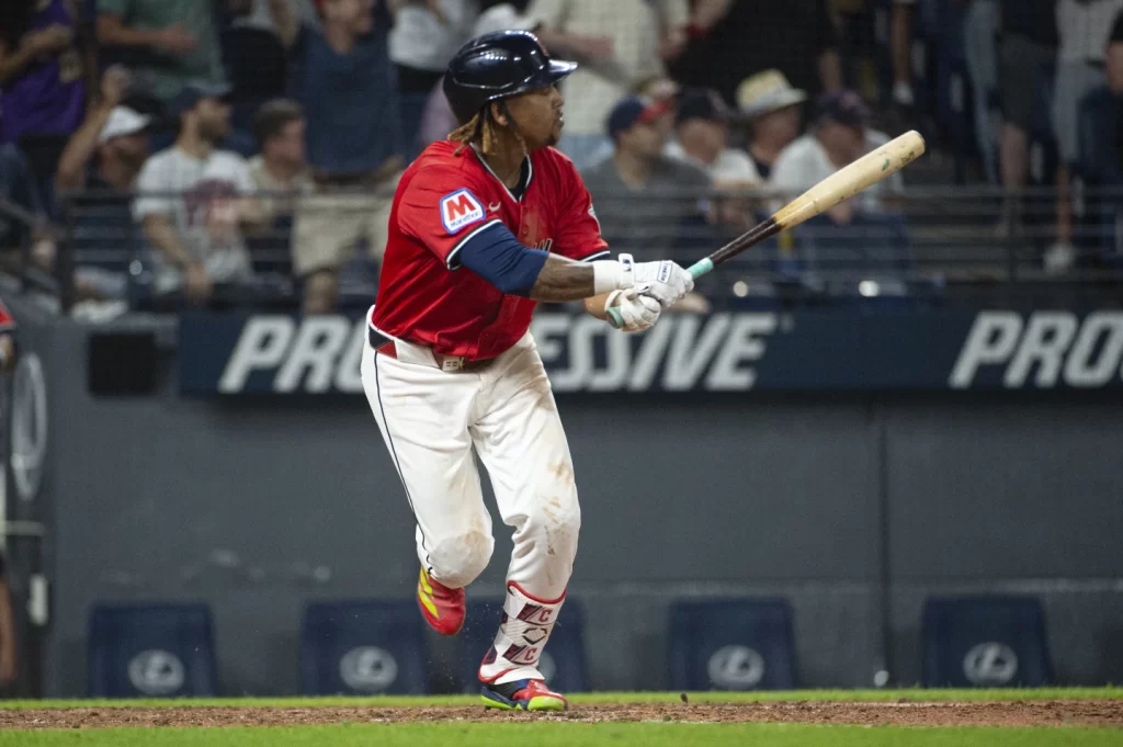 ramirez-dio-hit-de-oro,-guerrero-hr-guardianes-vencen-toronto.-todos-los-resultados-mlb