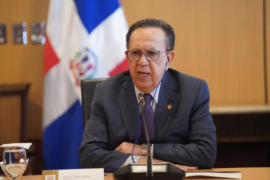 valdez-albizu-se-reune-con-delegacion-del-tony-blair-institute-y-representantes-de-la-vicepresidencia-de-la-republica